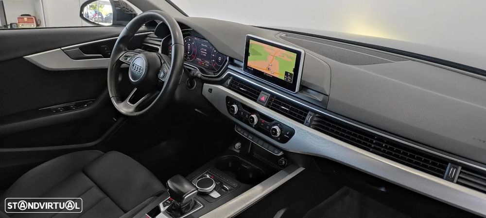 Audi A4 Avant 2.0 TDI S-line S tronic - 24