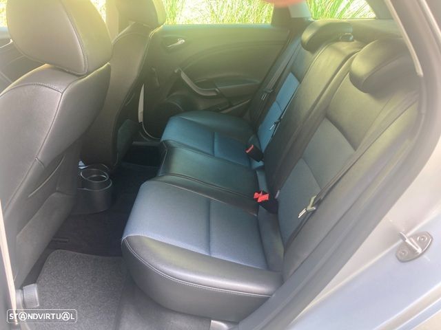 SEAT Ibiza ST 1.4 TDI S&S CONNECT - 27