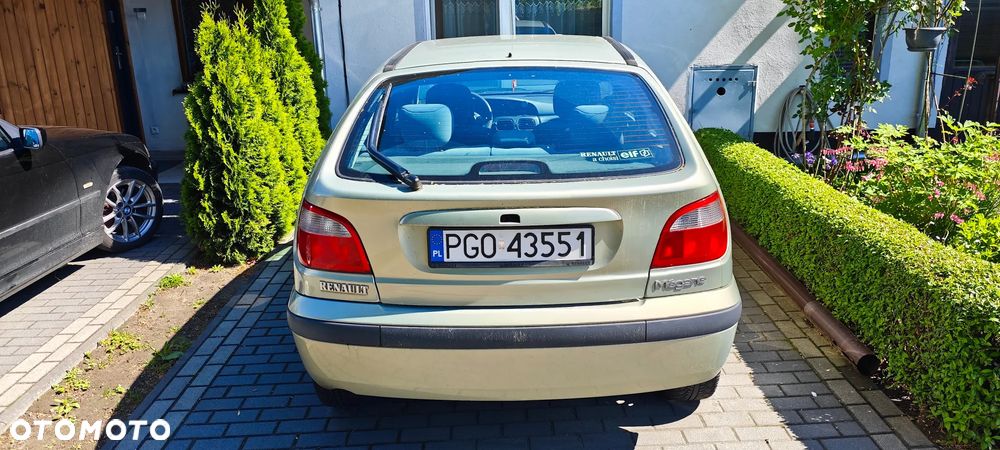Renault Megane - 2