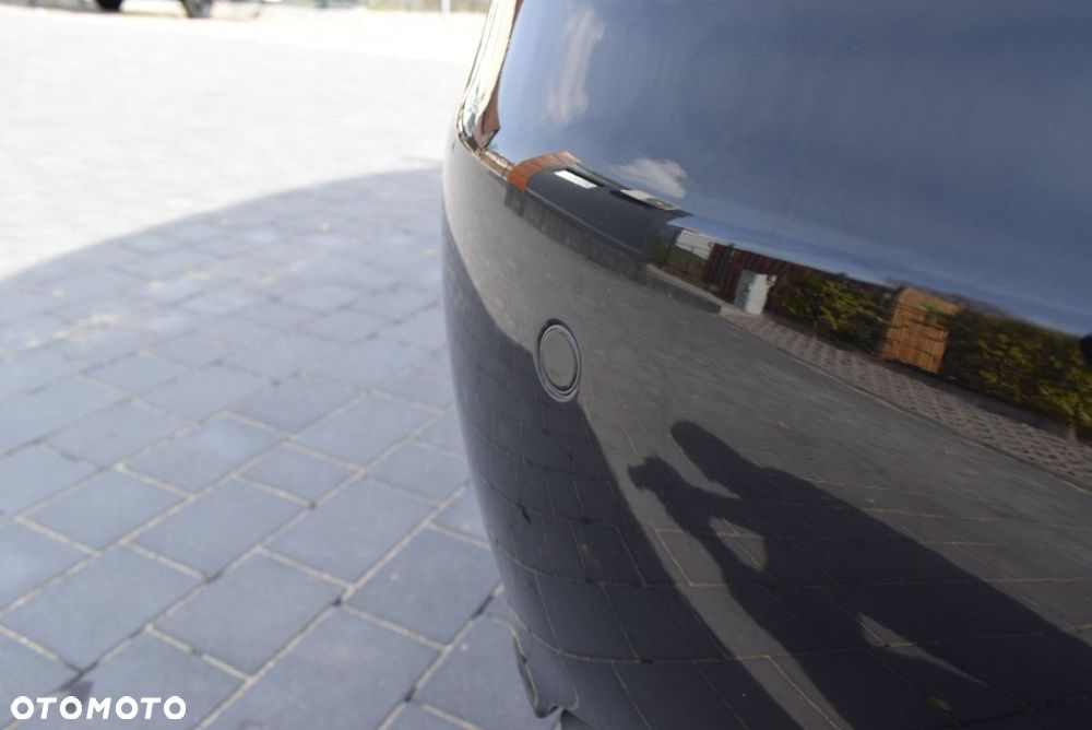 Audi A4 Limousine - 11