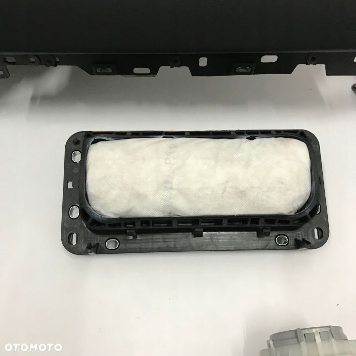 PORSCHE CAYENNE 2 II LIFT DESKA ROZDZIELCZA GUMA KONSOLA KOKPIT PULPIT PODUSZKI AIRBAG AIR BAG PASY KIT SET - 6