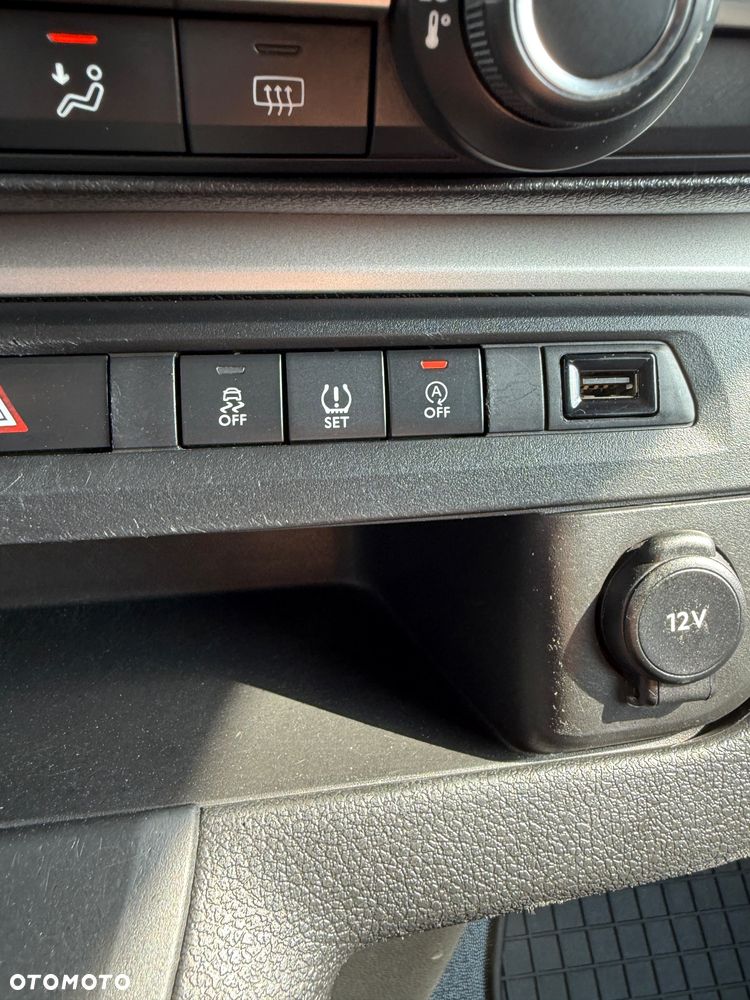 Toyota ProAce - 16