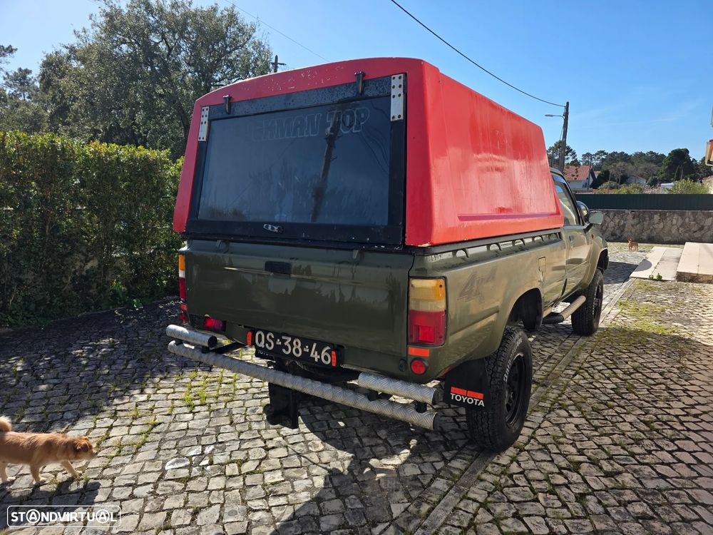 Toyota Hilux - 3