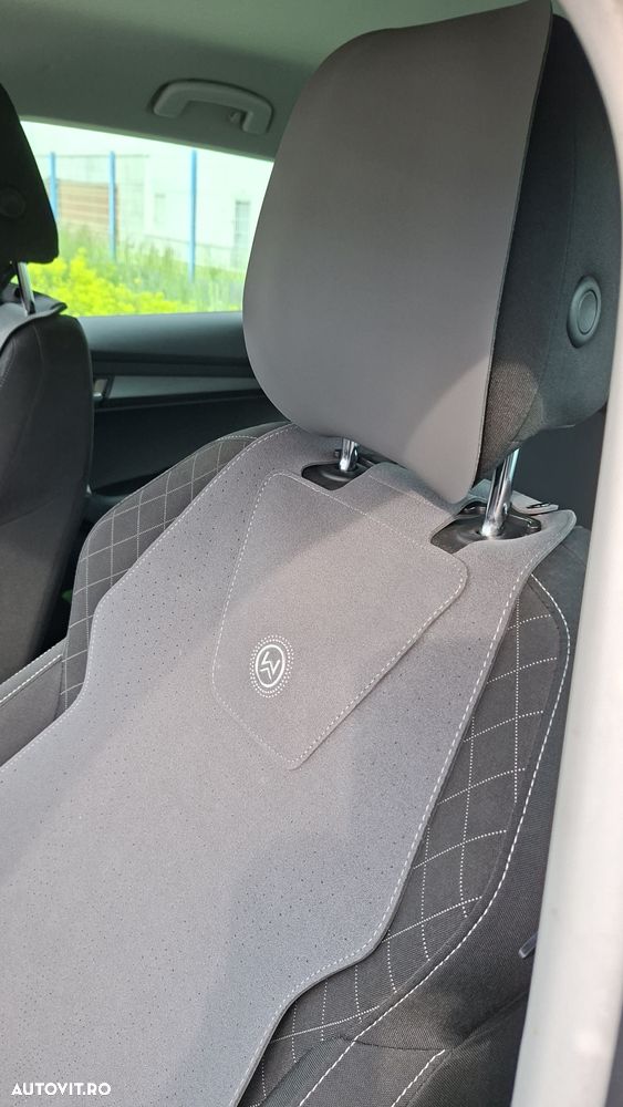 Skoda Karoq 2.0 TDI SCR 4x4 DSG Sportline - 8