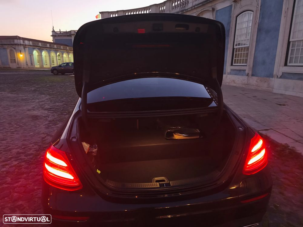 Mercedes-Benz E 300 de AMG Line - 9
