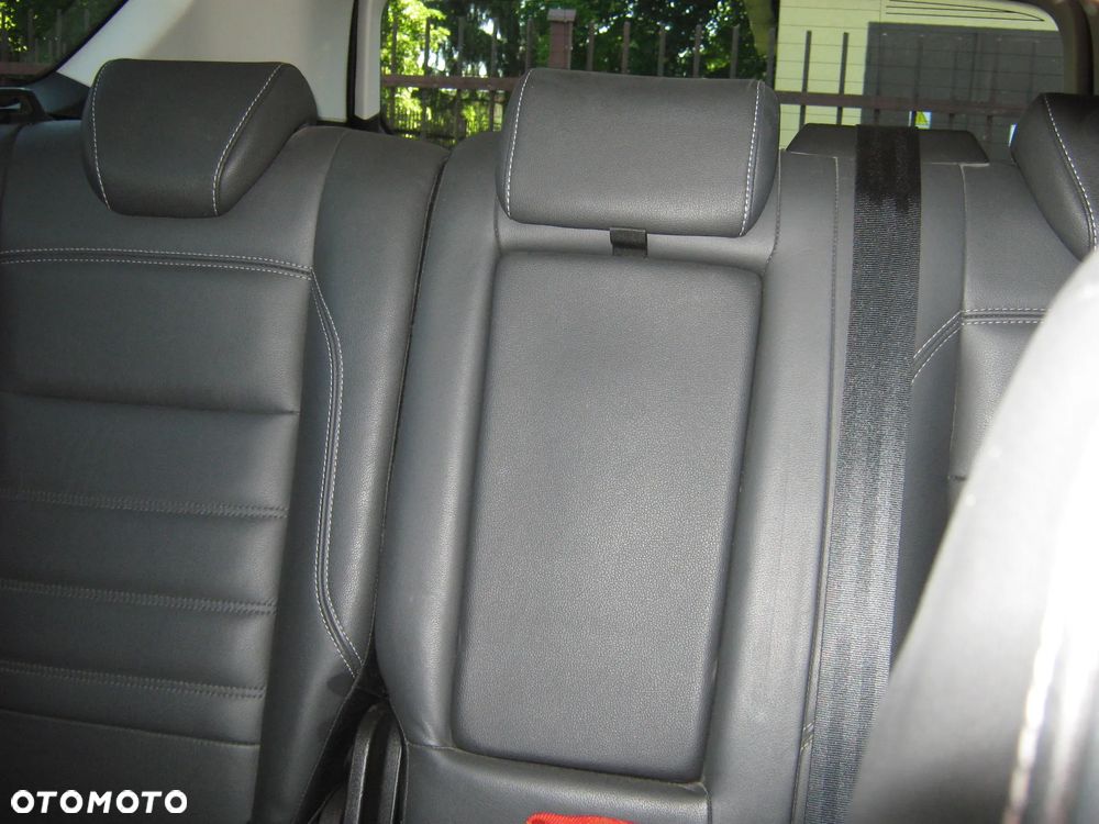 Ford Kuga 2.0 TDCi 2x4 Titanium - 19