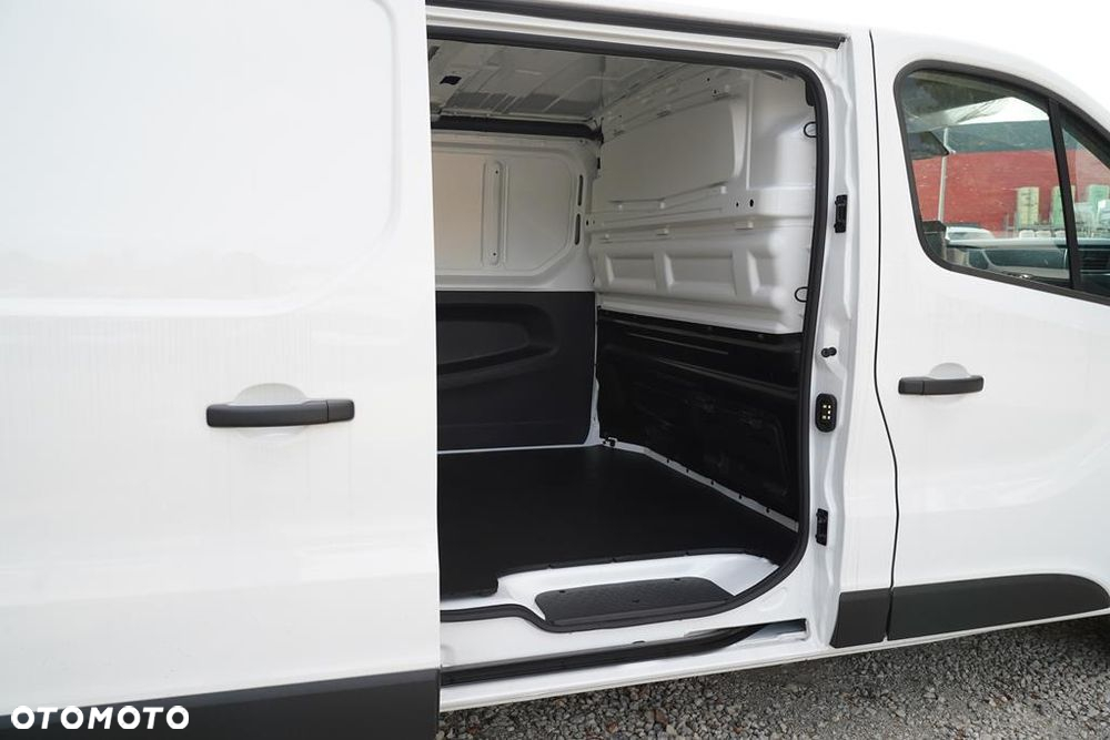 Renault Trafic - 20