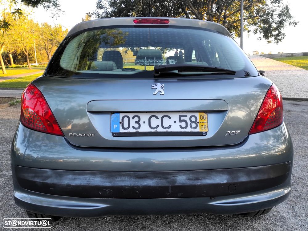 Peugeot 207 1.4 16V Trendy - 6