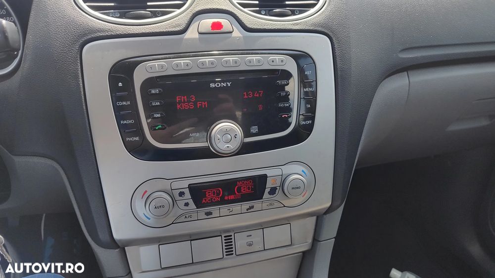 Ford Focus 1.8 TDCi Trend - 9
