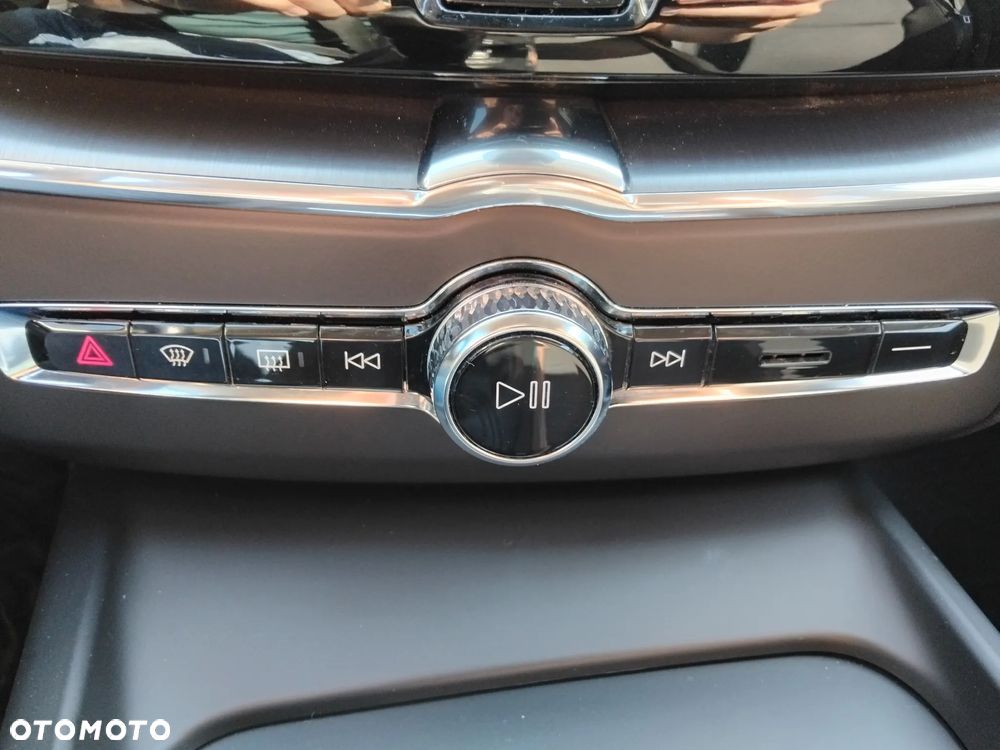 Volvo XC 60 D4 Momentum - 13