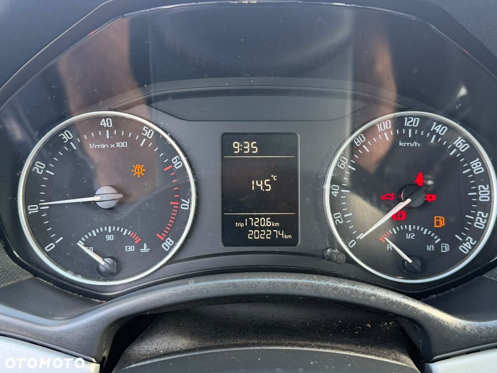 Skoda Octavia 1.6 Combi - 31