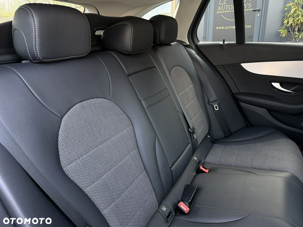 Mercedes-Benz Klasa C - 35