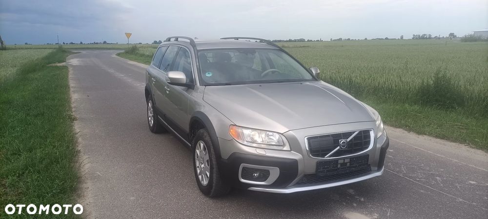 Volvo XC 70 - 3