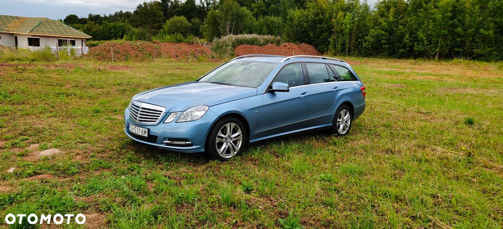 Mercedes-Benz Klasa E - 33