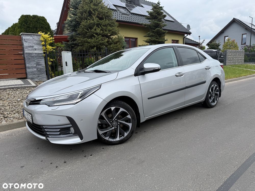 Toyota Corolla 1.6 50th Anniversary - 1