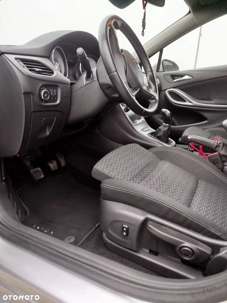 Opel Astra 1.6 CDTI Energy - 12