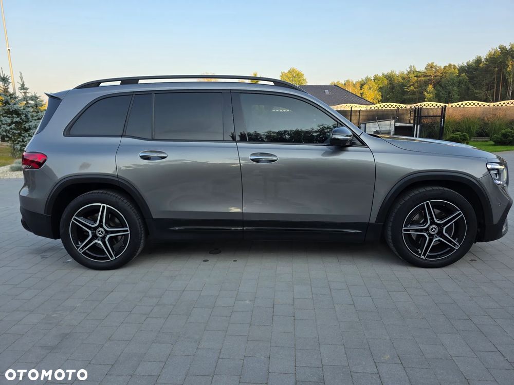Mercedes-Benz GLB - 3
