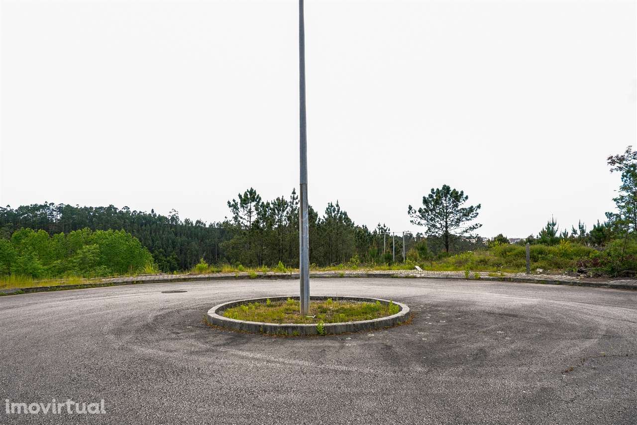 Terreno Urbano  Venda em Nogueira do Cravo e Pindelo,Oliveira de Azemé - Grande imagem: 2/14