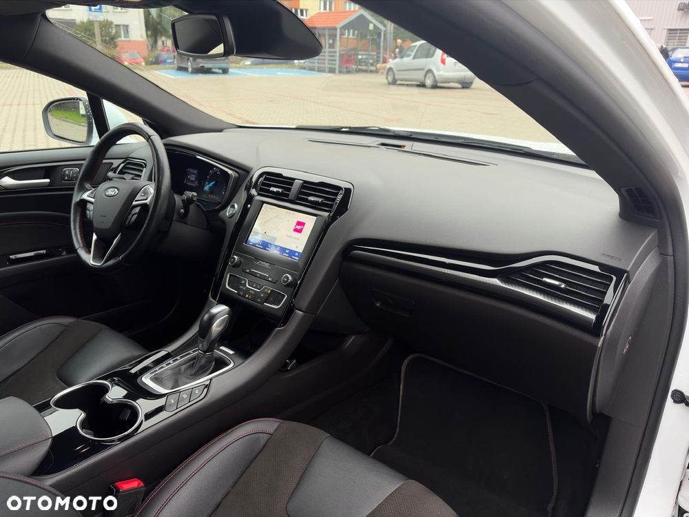 Ford Mondeo SW 2.0 Hybrid Vignale Plus - 16