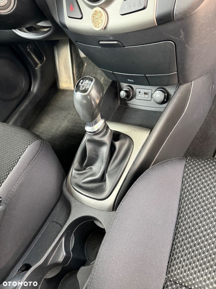 Hyundai i30 1.6 Classic + - 13