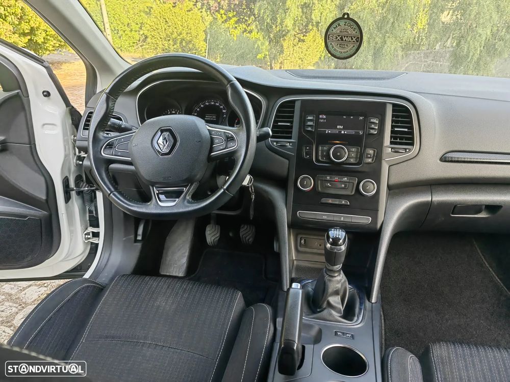 Renault Mégane 1.5 dCi Zen - 10