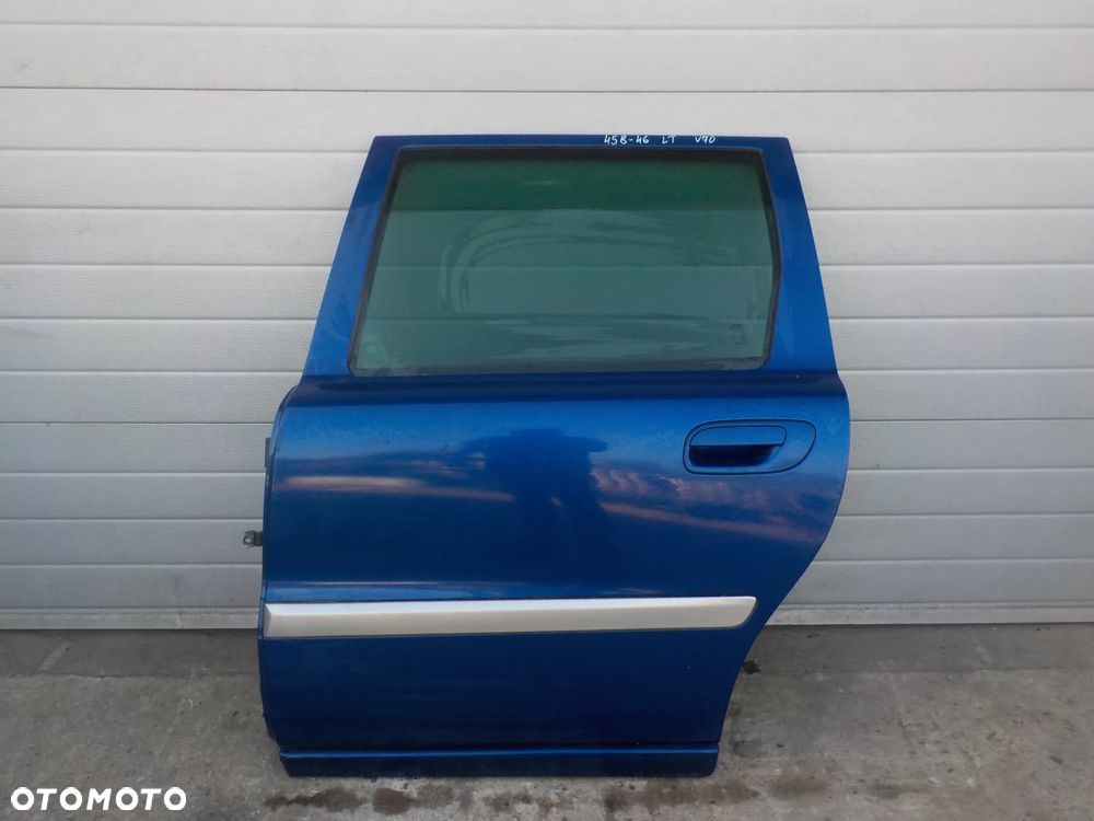 VOLVO V70 II DRZWI LEWE TYŁ 458-46 OCEAN RACE - 1