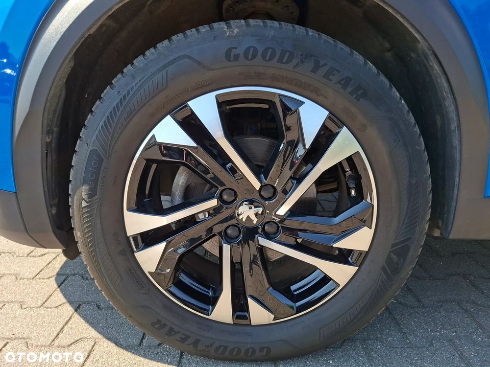 Peugeot 2008 PureTech 100 Allure S&S BVM6 - 15