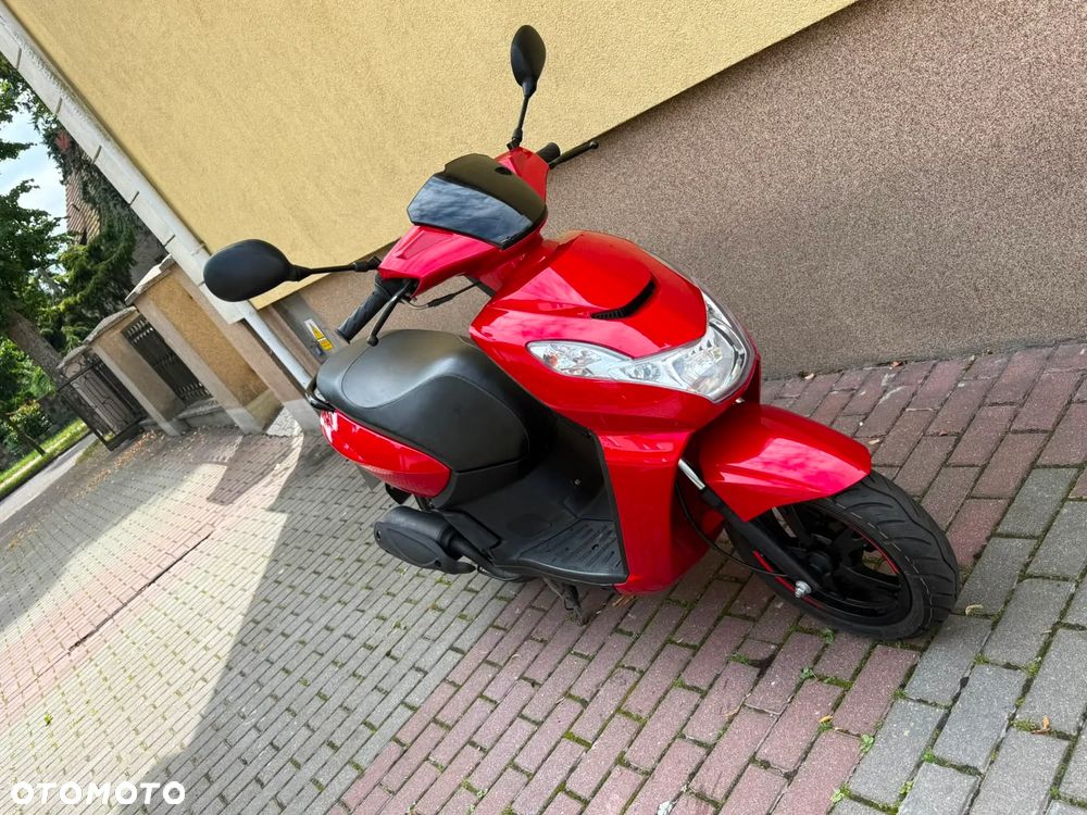 Peugeot Kisbee - 21