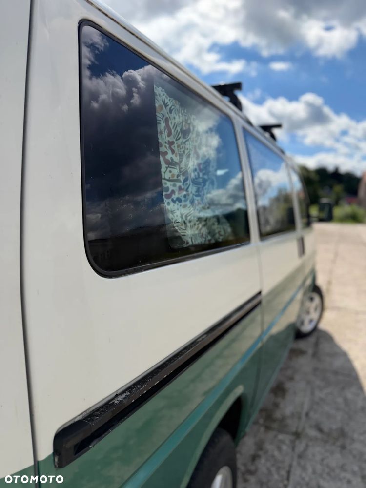 Volkswagen Transporter - 9
