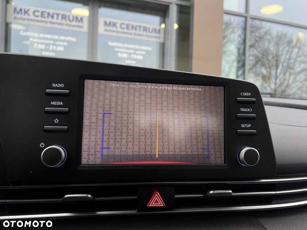 Hyundai Elantra - 23