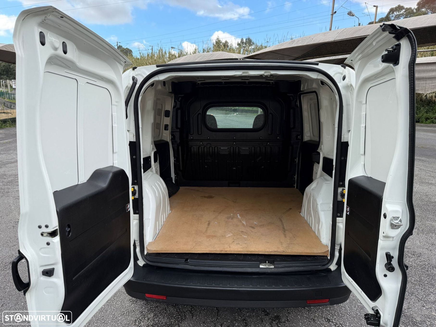 Fiat Doblo 1.3 Multijet - 11