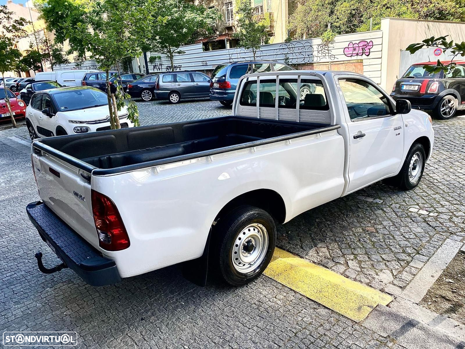 Toyota Hilux 2.5 D-4D 2WD CE - 8