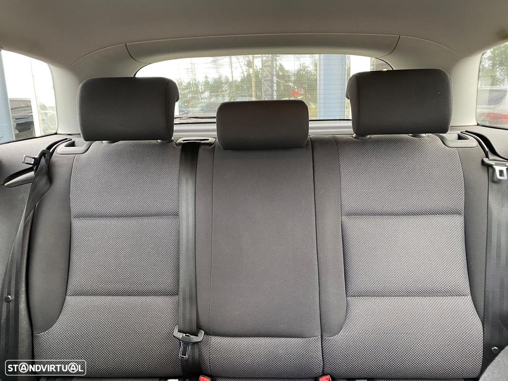 Audi A3 Sportback 1.6 TDI S-line - 12
