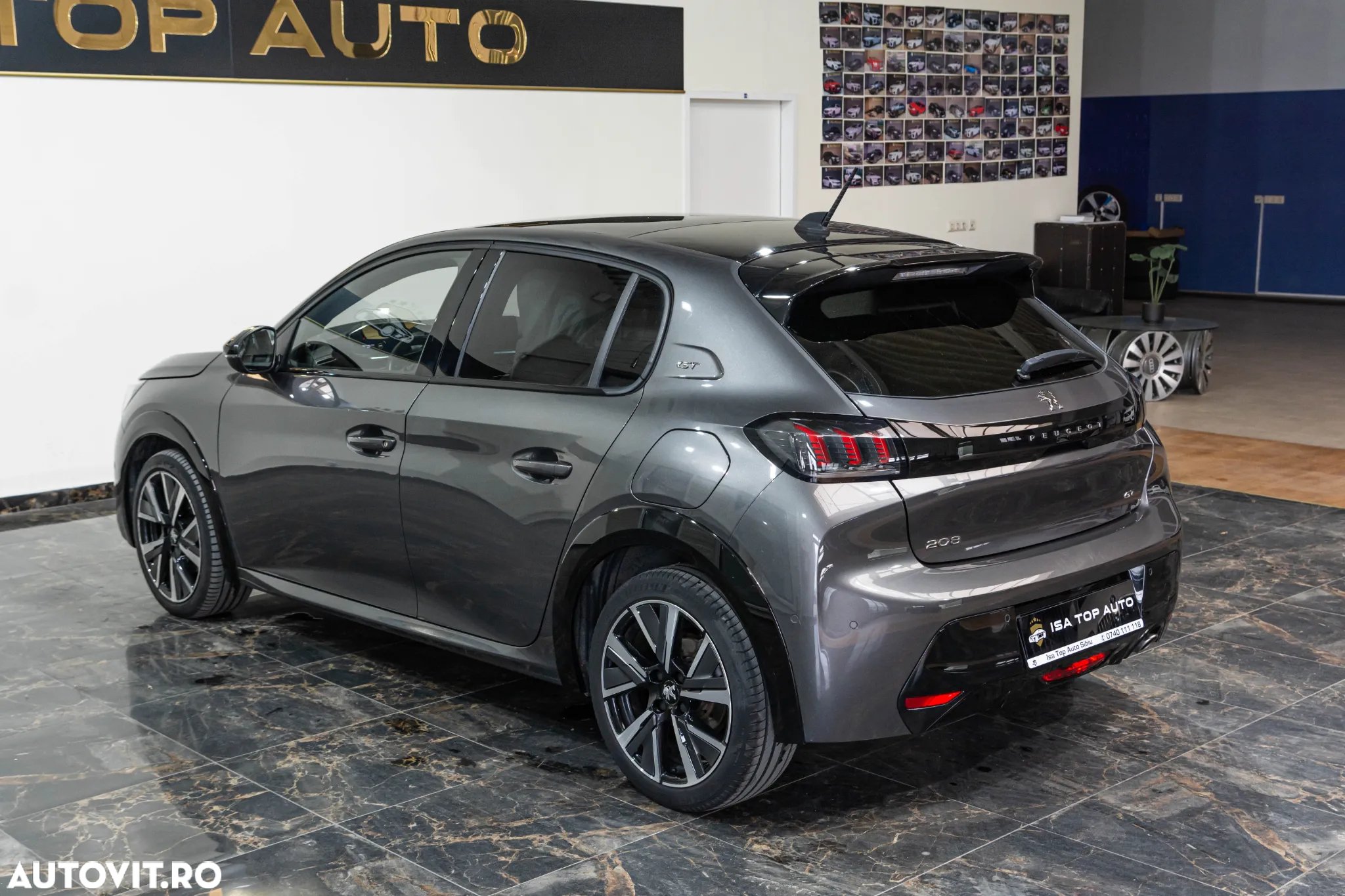 Peugeot 208 PureTech 100 EAT8 GT Pack - 33
