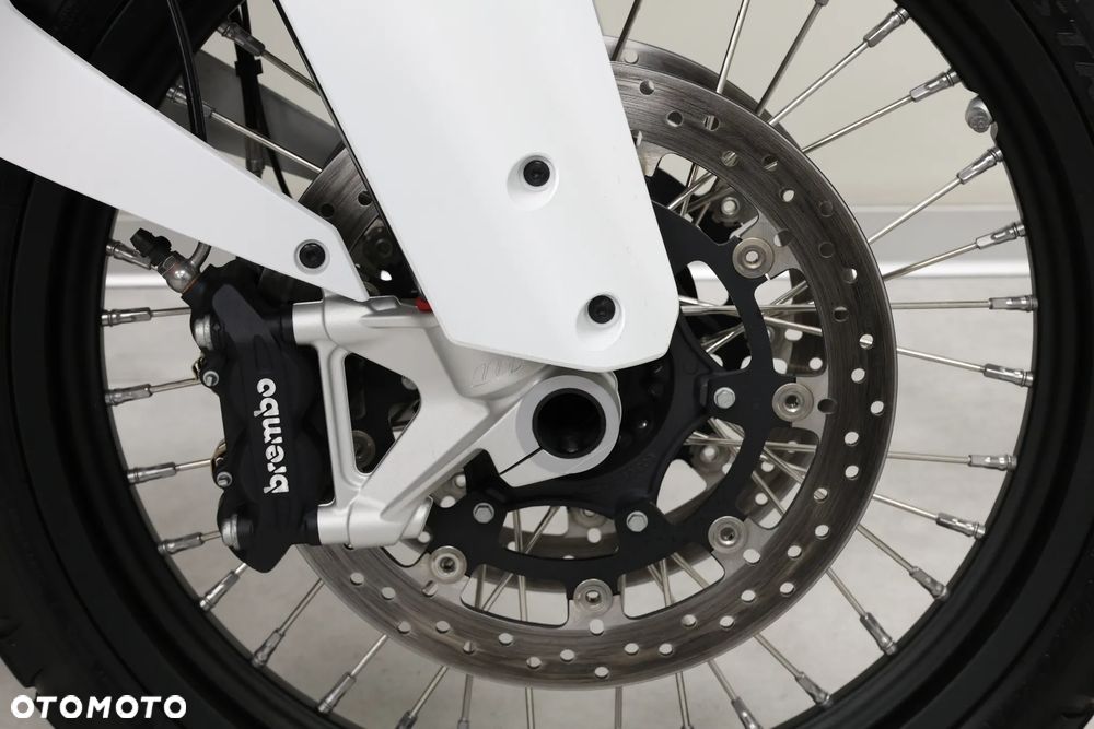 KTM Super Adventure - 34