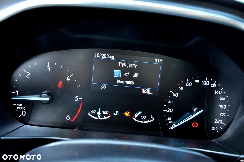 Ford Focus 1.5 EcoBlue Start-Stopp-System TITANIUM X - 30