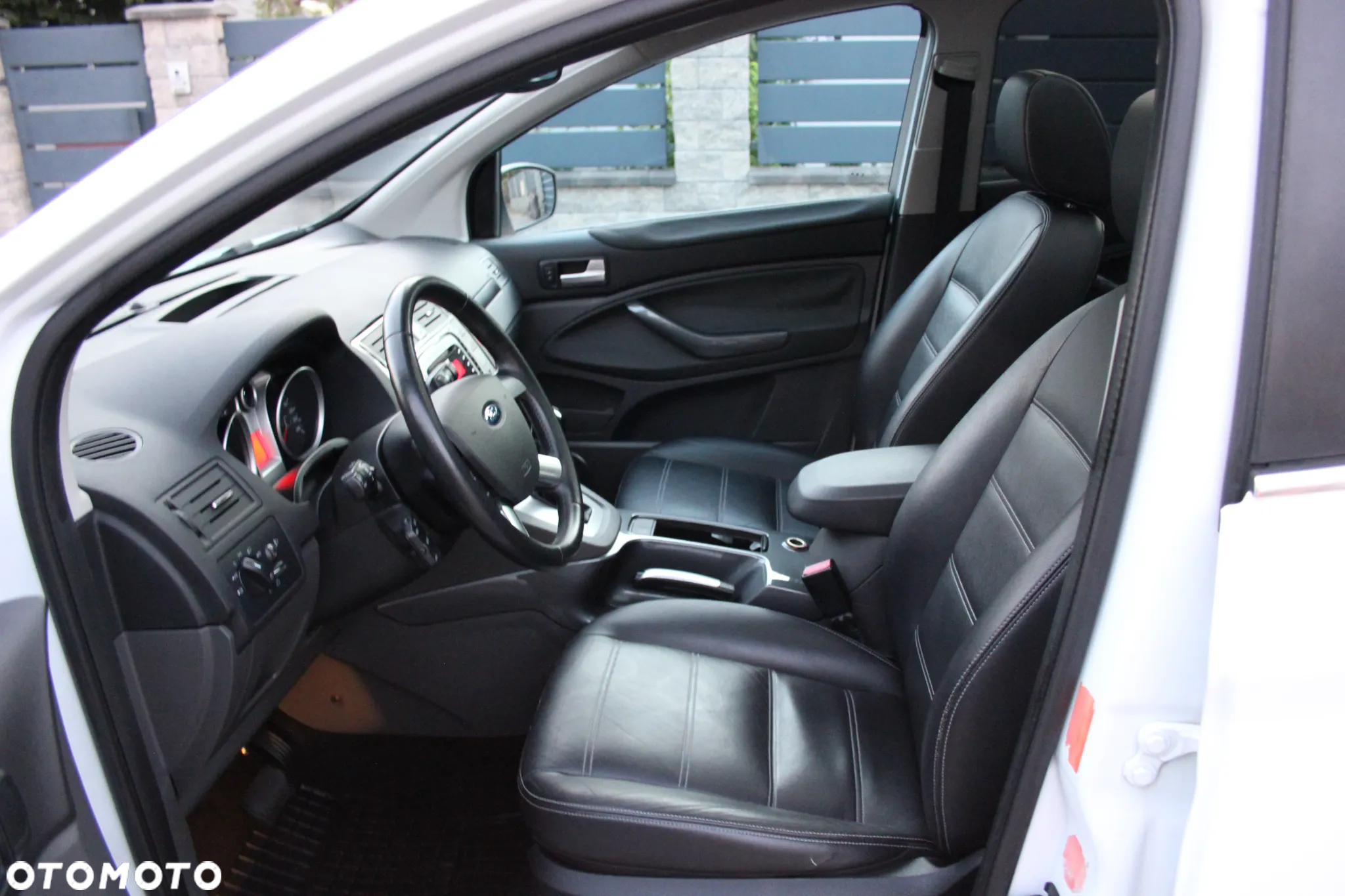 Ford Kuga 2.5 Titanium - 13