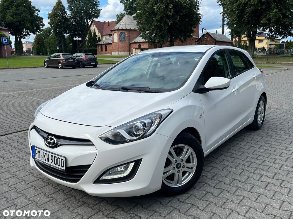 Hyundai i30 blue 1.4 Classic - 1