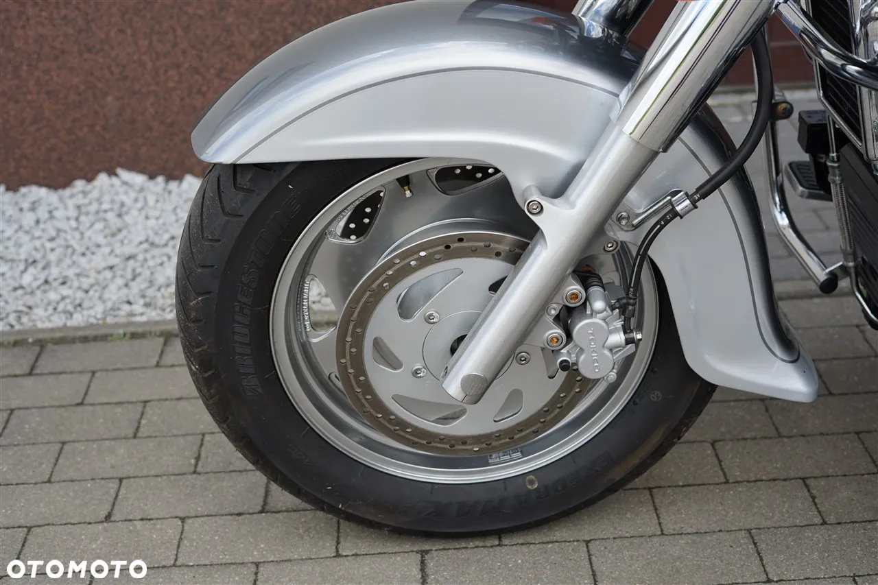 Suzuki VL 1500 Intruder LC - Boulevard C90 - 31