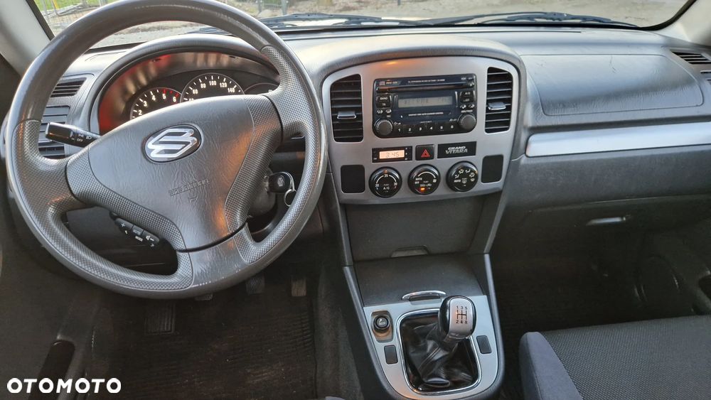 Suzuki Grand Vitara 2.0 TD Comfort - 10