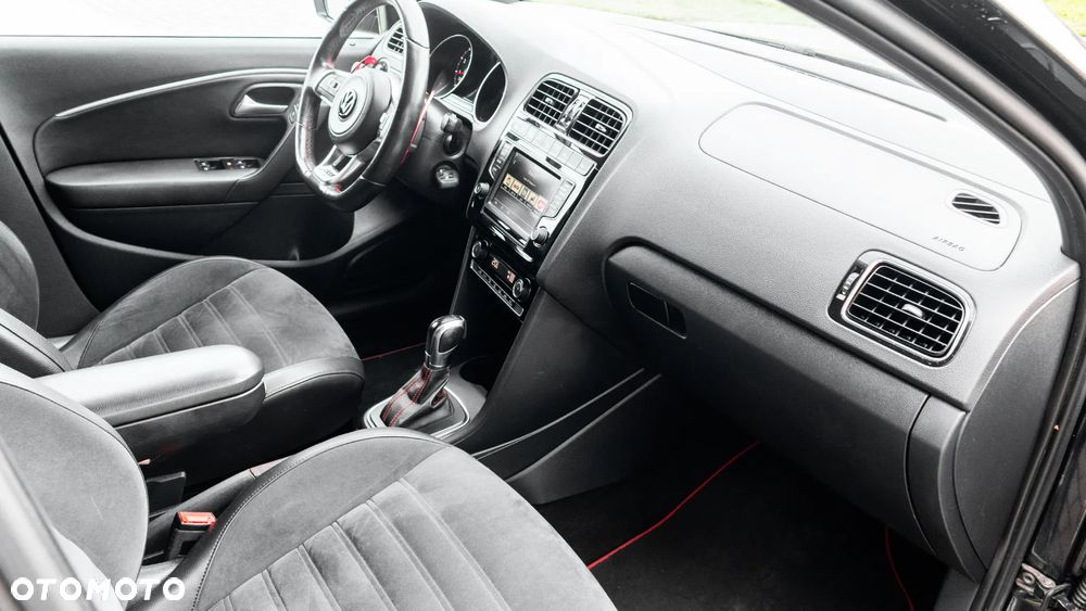 Volkswagen Polo - 33