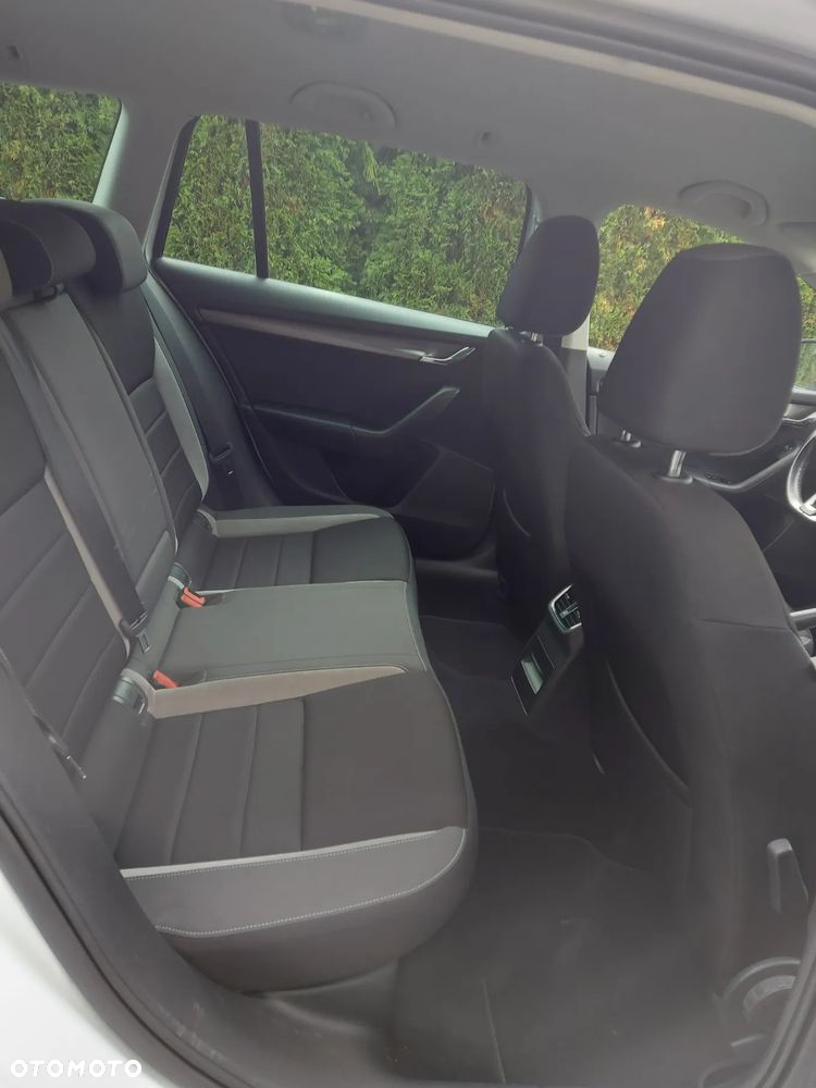 Skoda Octavia 2.0 TDI Joy - 16