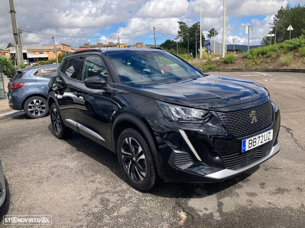 Peugeot 2008 1.2 PureTech Allure Pack - 4