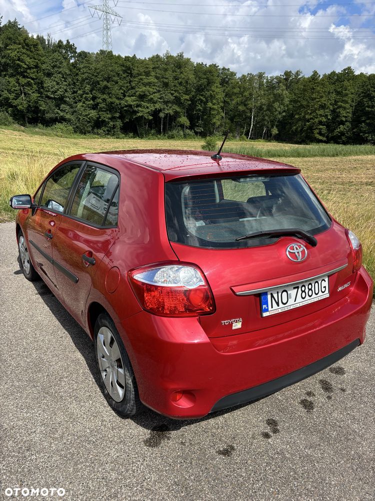 Toyota Auris - 5