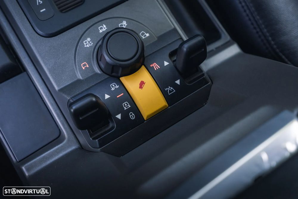 Land Rover Discovery TD V6 Aut. HSE - 39