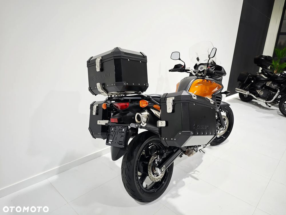 Suzuki V-STROM - 9
