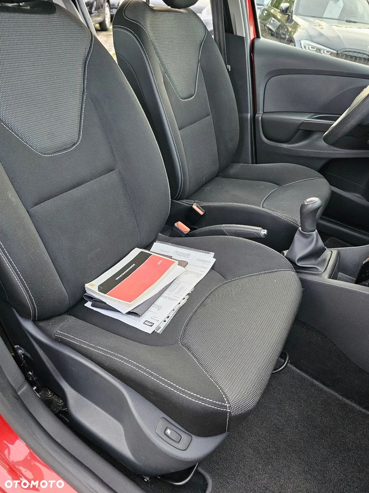 Renault Clio - 17