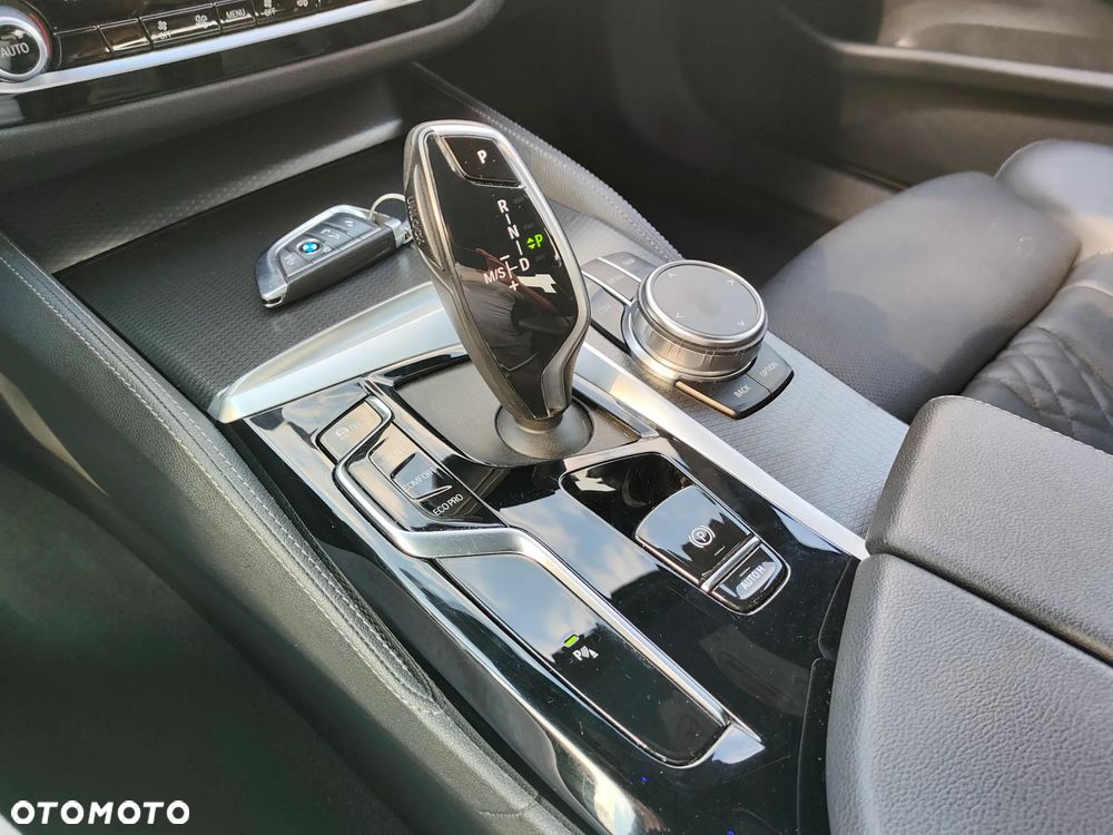 BMW Seria 5 518d mHEV M Sport sport - 22