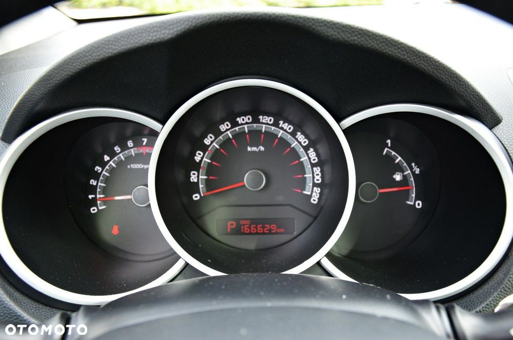 Kia Venga 1.6 CVVT Automatik Vision - 40