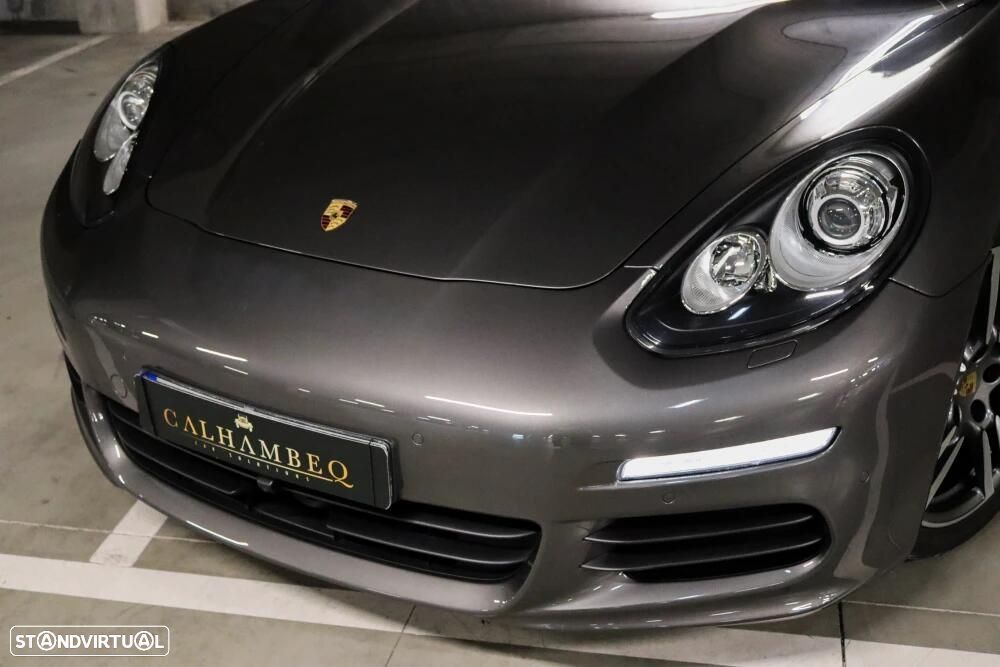 Porsche Panamera - 11